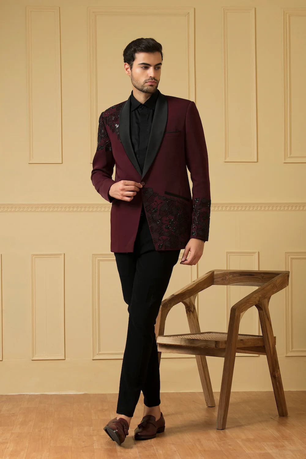 Maroon Suit With Handwork