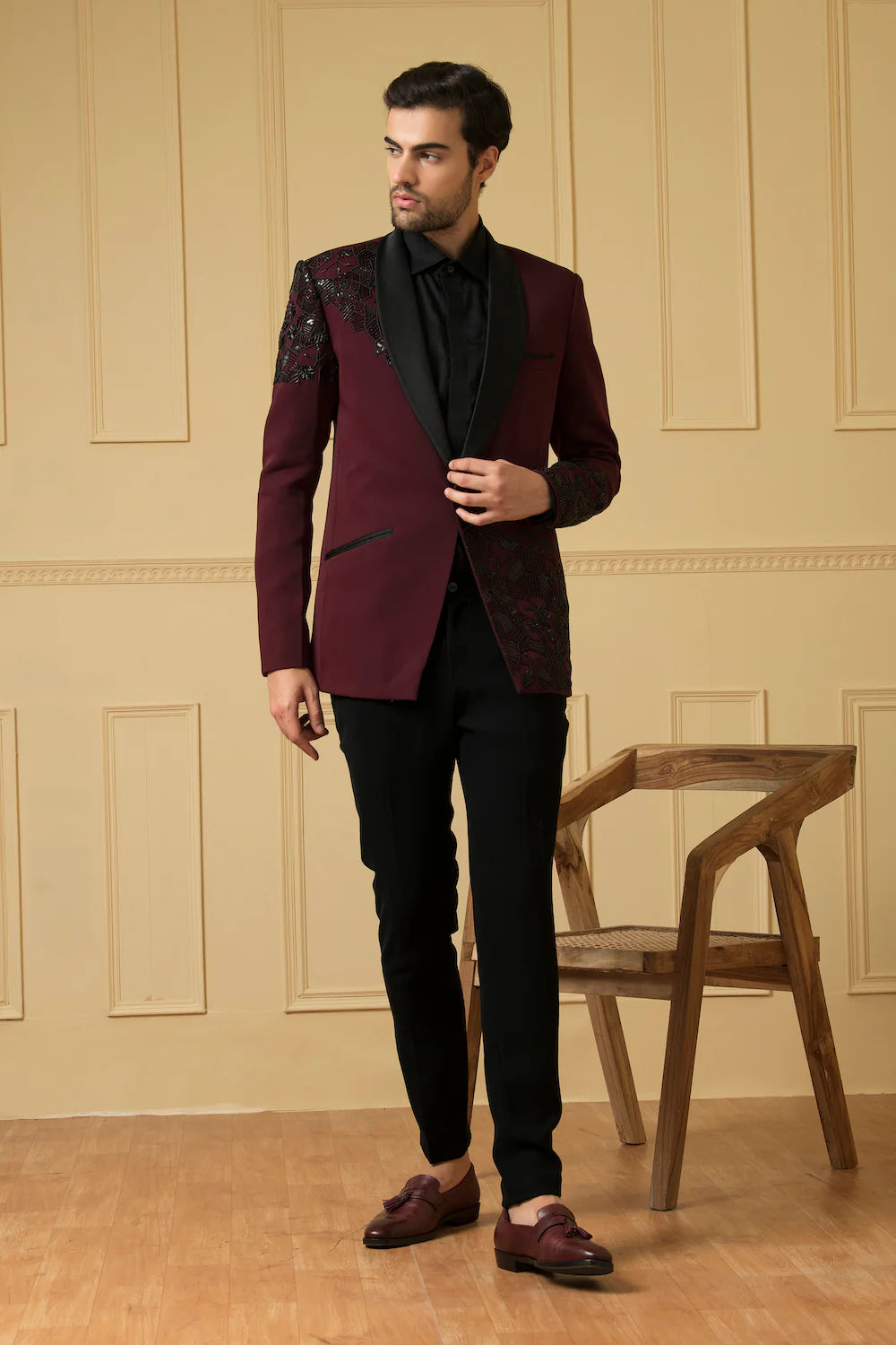 Maroon Suit With Handwork