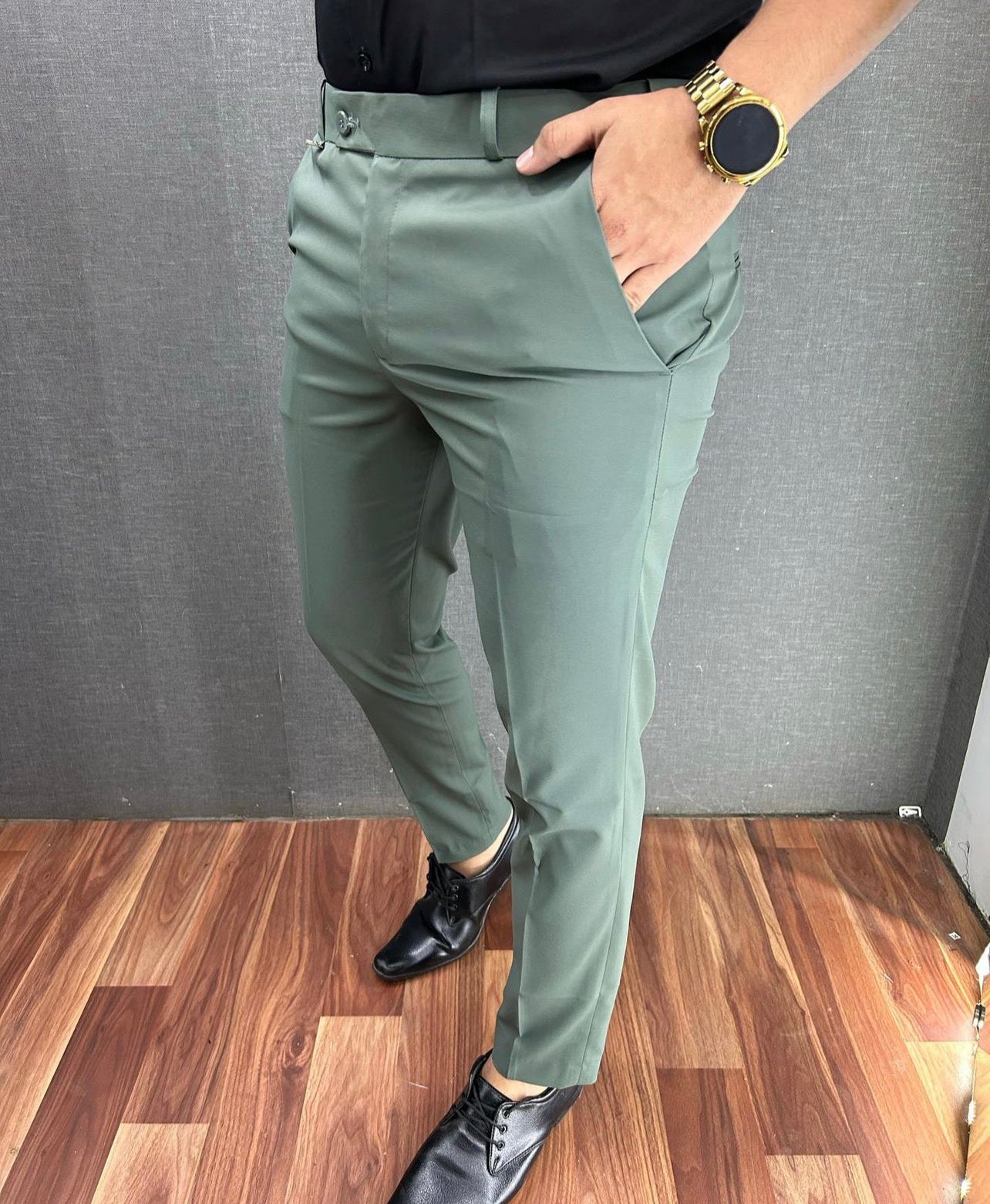 LIGHT GREEN WAIST ADJUSTABLE TROUSER