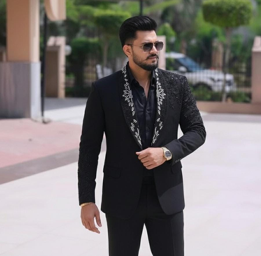 Black suit With Handwork Double Collar