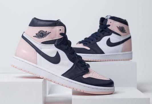 AF1 HIGH WHITE BLACK PEACH