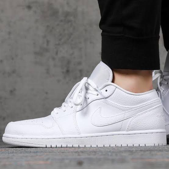 white full af1 low