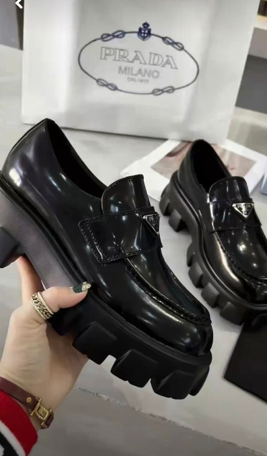 PRADA HIGH SHOES BLACK