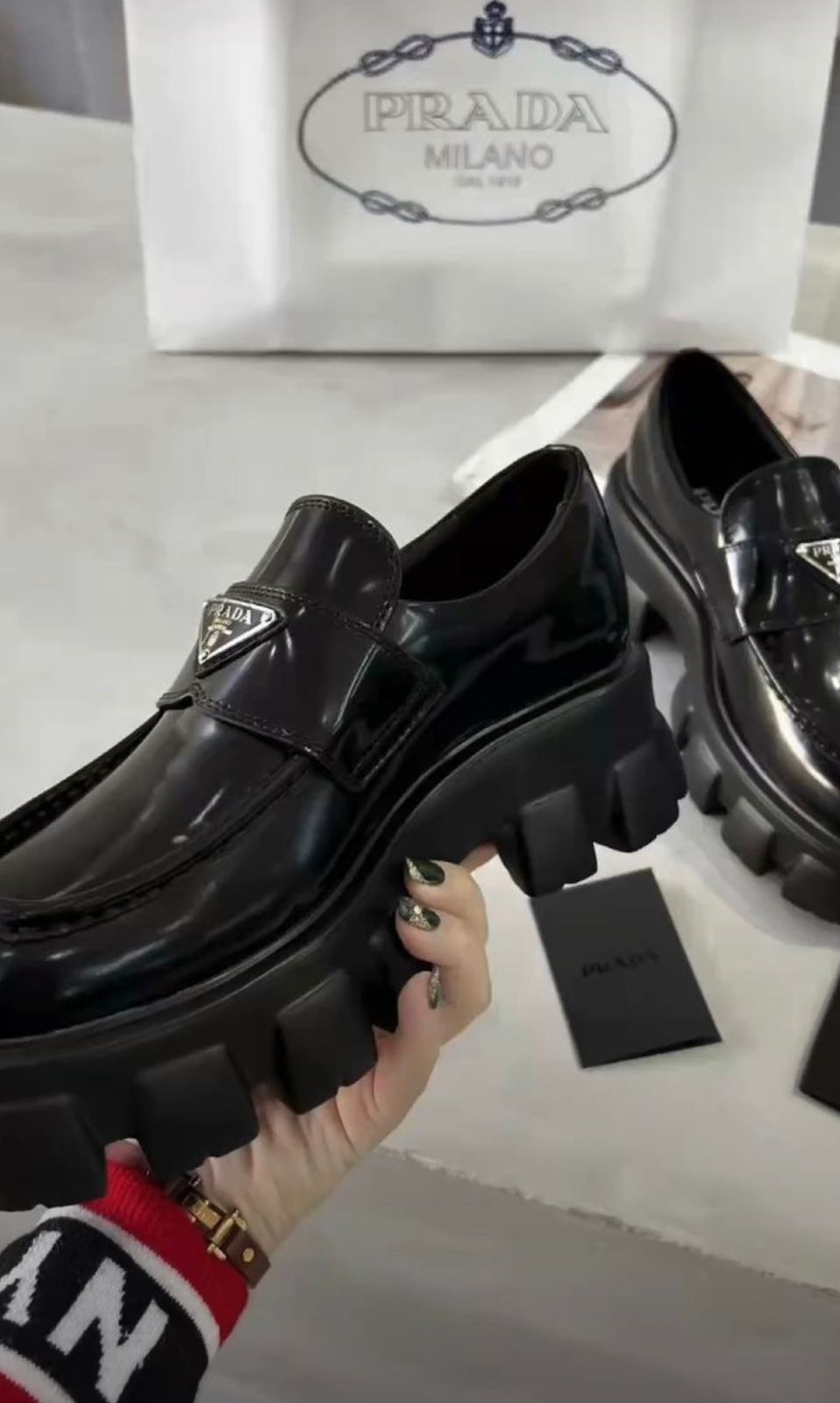 PRADA HIGH SHOES BLACK