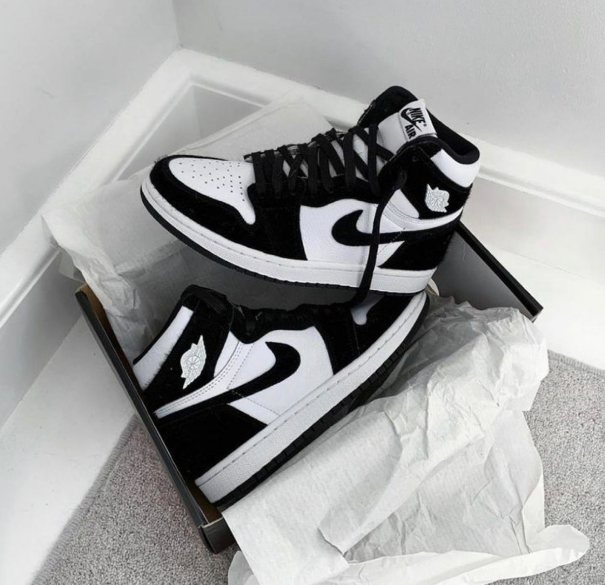 Black white af1 high